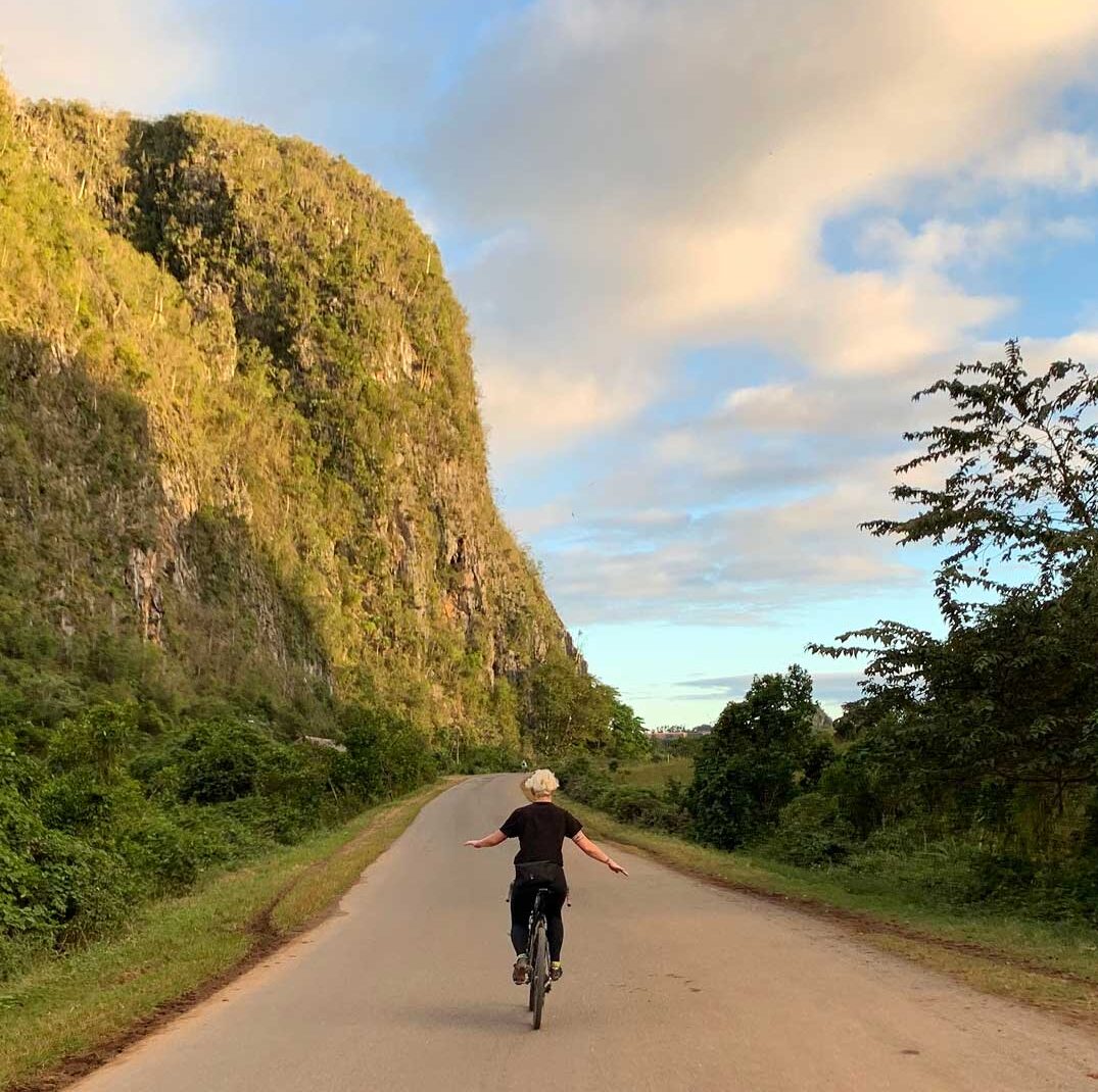 biking across Cuba with swift industries